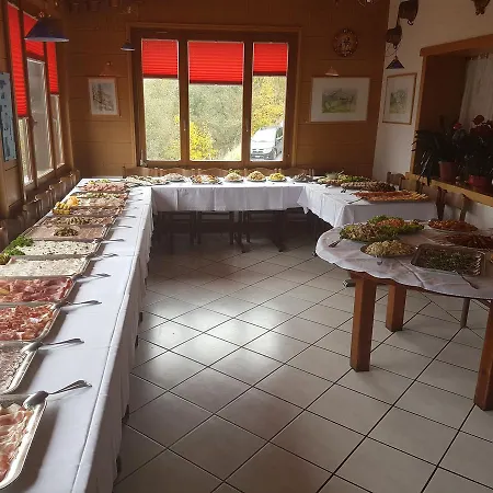 Ristorante Pizzeria La Campagnola Hotel *